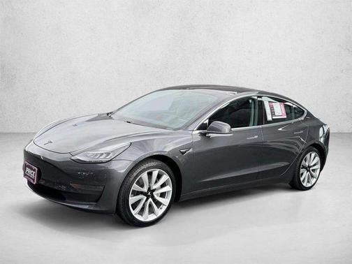 Silver/Gray 2018 Tesla Model 3 Long Range