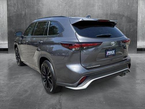 2024 Toyota Highlander XSE