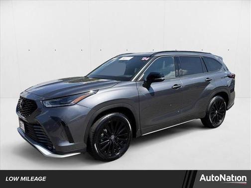 2024 Toyota Highlander XSE