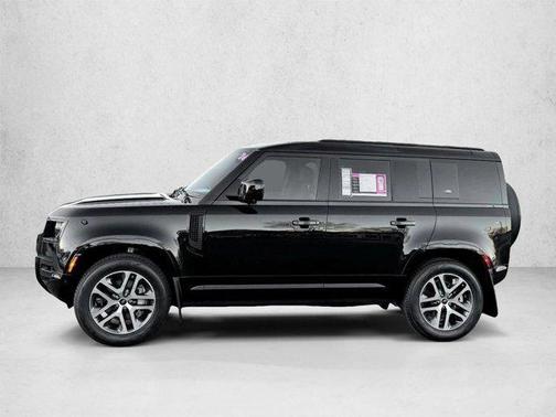Santorini Black Me 2024 Land Rover Defender 110 P400 X-Dynamic SE