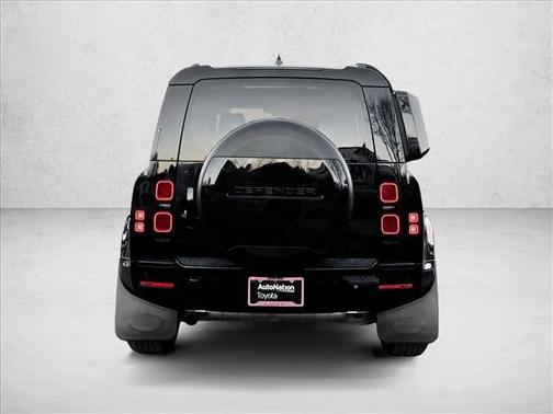 Santorini Black Me 2024 Land Rover Defender 110 P400 X-Dynamic SE