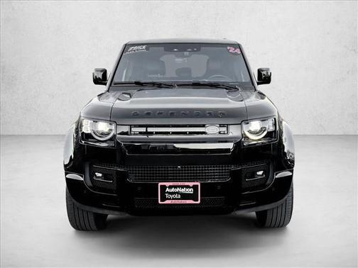 Santorini Black Me 2024 Land Rover Defender 110 P400 X-Dynamic SE