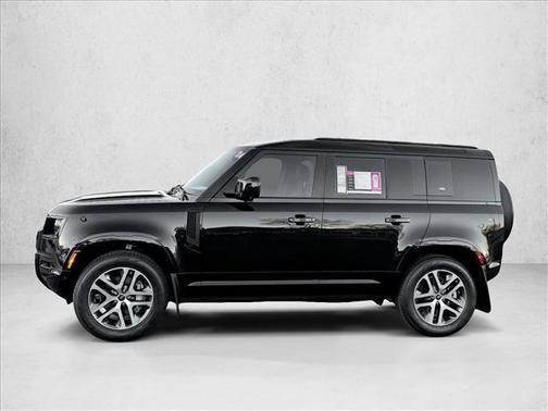 Santorini Black Me 2024 Land Rover Defender 110 P400 X-Dynamic SE