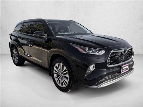 2025 Toyota Highlander Platinum