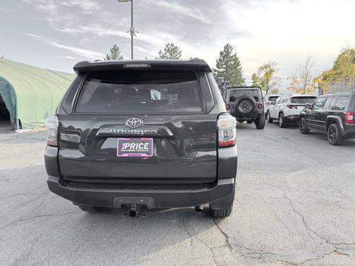 2024 Toyota 4Runner SR5