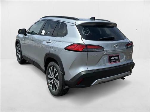 2025 Toyota Corolla Cross XLE