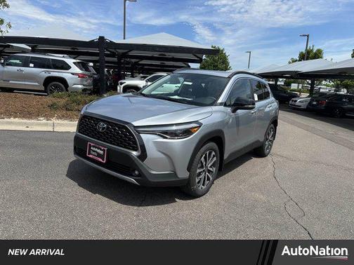 2025 Toyota Corolla Cross XLE