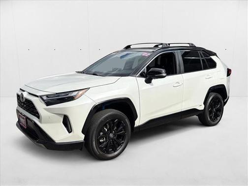 2022 Toyota RAV4 Hybrid SE