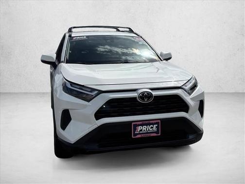Ice Cap 2025 Toyota RAV4 Hybrid LE