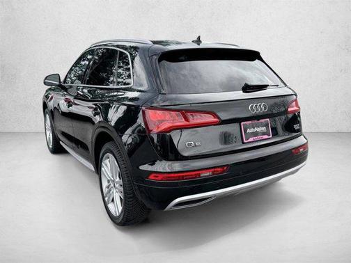 Mythos Black Metallic 2018 Audi Q5 2.0T Tech Premium