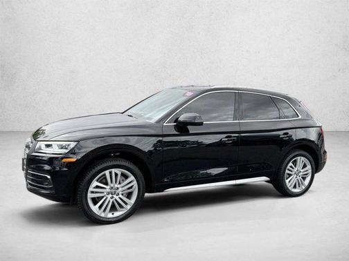 Mythos Black Metallic 2018 Audi Q5 2.0T Tech Premium
