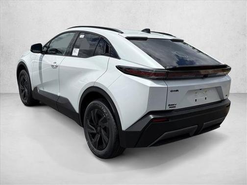 Wind Chill Pearl 2026 Toyota C-HR SE