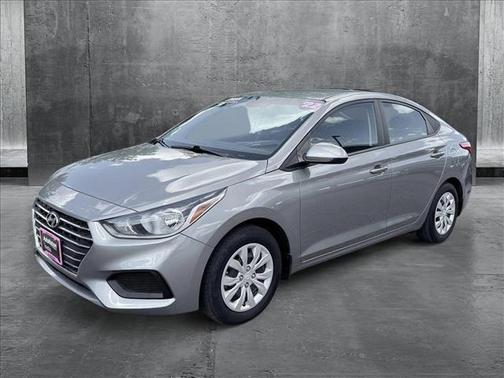 2022 Hyundai Accent SE