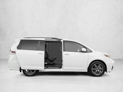 2020 Toyota Sienna XLE