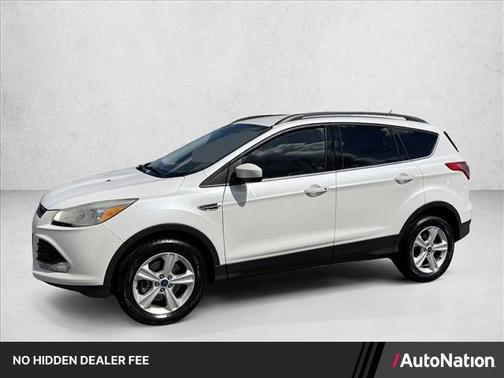 White Platinum Metallic Tri-Coat 2015 Ford Escape SE