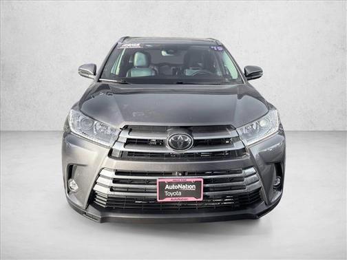 2019 Toyota Highlander Limited Platinum