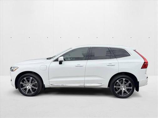 2018 Volvo XC60 Recharge Plug-In Hybrid T8 Inscription