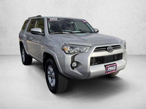 Classic Silver Metallic 2024 Toyota 4Runner SR5