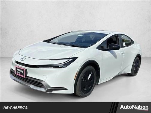 2026 Toyota Prius Plug-In Hybrid SE