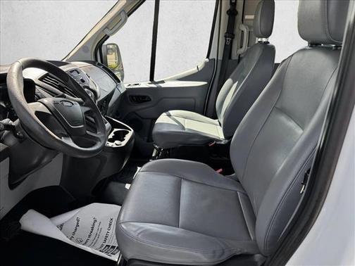 Oxford White 2018 Ford Transit-350 XL