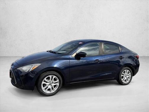 Abyss 2017 Toyota Yaris iA Base