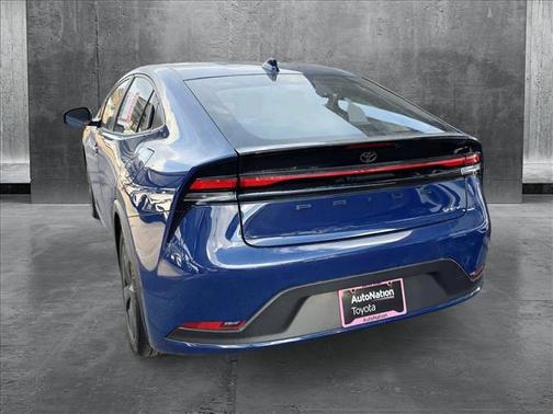2023 Toyota Prius LE