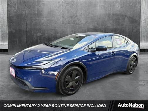 2023 Toyota Prius LE