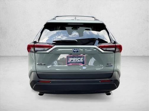 2023 Toyota RAV4 Hybrid XLE Premium