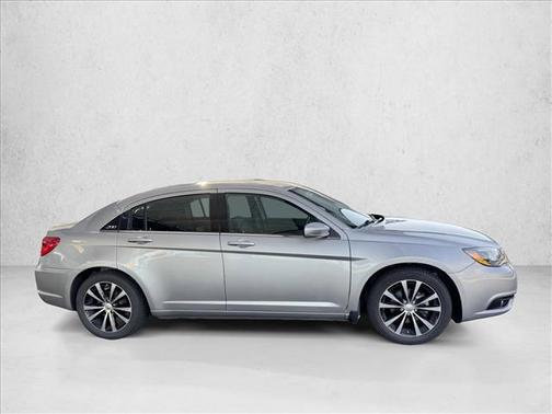 2014 Chrysler 200 Touring