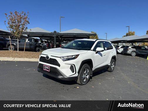 2025 Toyota RAV4 Hybrid LE