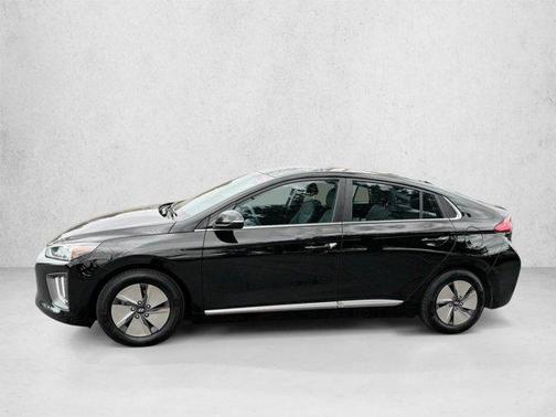 Black Noir Pearl 2022 Hyundai IONIQ Hybrid SE