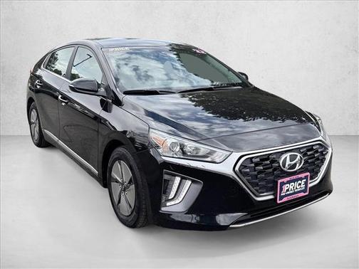 2022 Hyundai IONIQ Hybrid SE