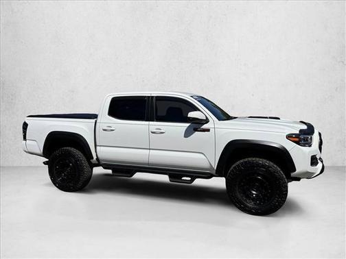 Super White 2018 Toyota Tacoma TRD Pro
