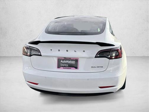 2019 Tesla Model 3 Standard Range Plus