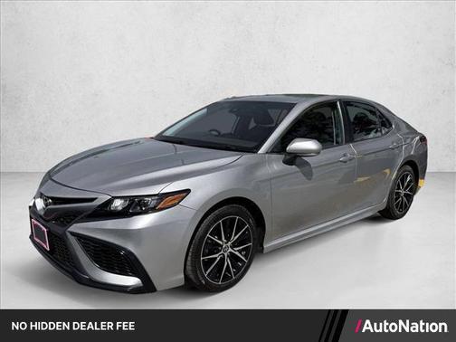 Celestial Silver Metallic 2022 Toyota Camry SE