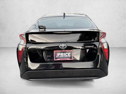 2016 Toyota Prius Three