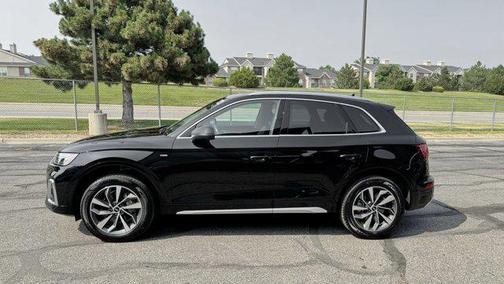 2022 Audi Q5 45 S line Premium