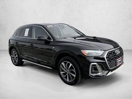2022 Audi Q5 45 S line Premium