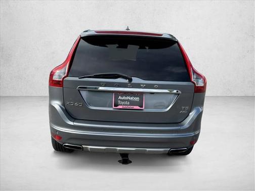 2016 Volvo XC60 T5 Premier
