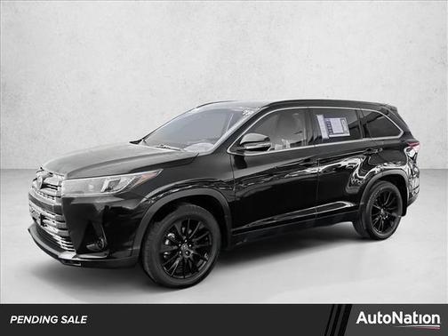 2019 Toyota Highlander SE