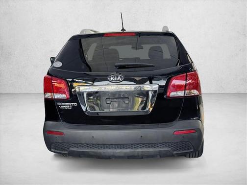 2011 Kia Sorento LX
