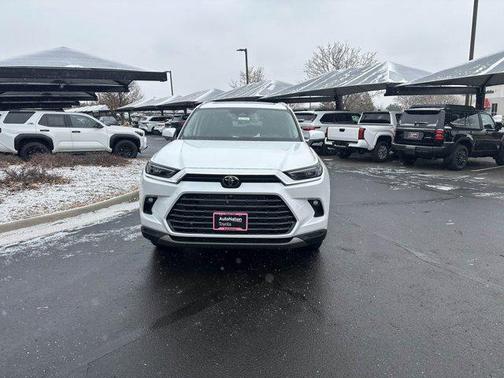 2025 Toyota Grand Highlander Platinum