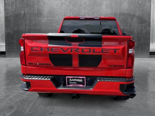 2022 Chevrolet Silverado 1500 Custom