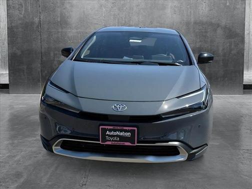 2025 Toyota Prius L
