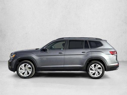 Pyrite Silver Metallic 2023 Volkswagen Atlas 3.6L SE w/Technology