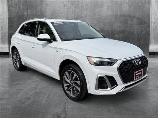 2023 Audi Q5 45 S line Premium Plus