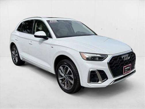 2023 Audi Q5 45 S line Premium Plus