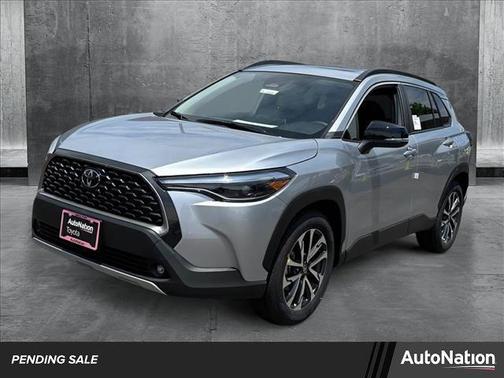2025 Toyota Corolla Cross XLE