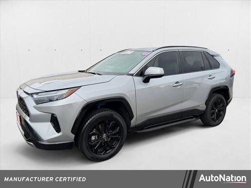 2022 Toyota RAV4 Hybrid SE