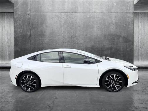 2024 Toyota Prius Prime XSE